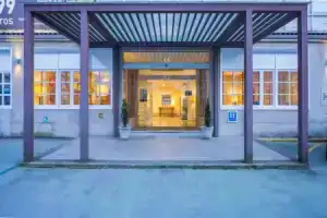 Отель «Hesperia Santiago Peregrino», Сантьяго-де-Компостела