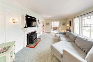 8 Roberts Avenue Home 2 Bedrooms 2 Bathrooms Home, Бар-Харбор