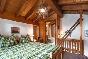 Cozy Attika Apartment, Церматт