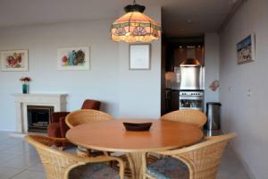 Lovely apartment with sea views on the boulevard of Noordwijk, Нордвайк-ан-Зее