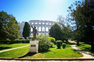 Апартаменты «Downtown  Pula», Пула