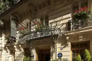 Отель «Chambiges Elysées», Париж