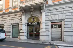b&b Hotel Trieste, Триест
