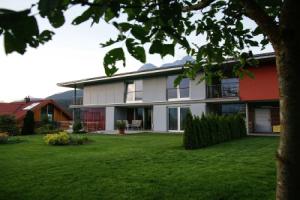 Charming Apartment in Maria Alm With Balcony, Мариа-Альм