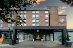 Отель «DoubleTree by Hilton London Ealing», Лондон