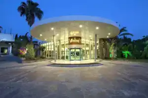 Pine Bay Holiday Resort, Кушадасы