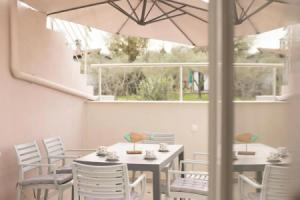 #FLH - Palm Tree Maisonettes, Ормос Панагиас