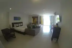 Karon Living Room, Карон
