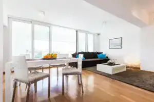 Hoplite 2BR apartment near centre, Задар