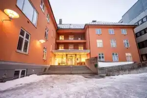 Enter St. Elisabeth Suites, Тромсё