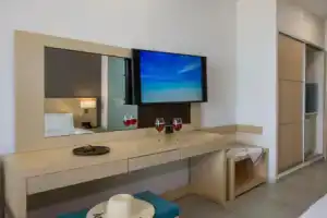 Marika Hotel, Платаньяс