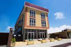 Hotel ML, Молдовка