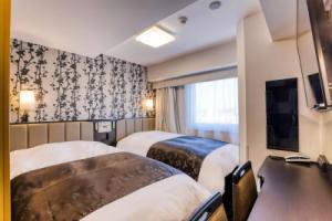 Apa Hotel Takaoka Ekimae, Такаока