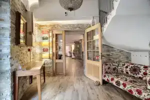 Отель «Hôtel le Chardon Bleu», Сан-Максим