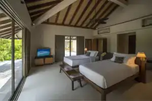 Отель «The Residence Maldives at Dhigurah», Гаафу-Алифу