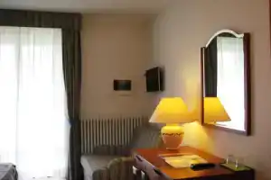 Hotel «Royal», Менаджо