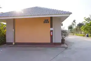 S Ville Resort, Утхай-Тхани
