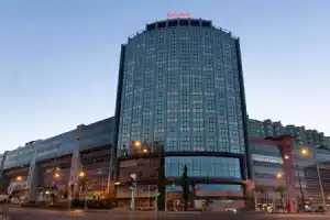 Отель «Ramada by Wyndham Lisbon», Лиссабон
