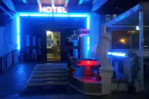 Hotel «Chopin», Фьюмичино