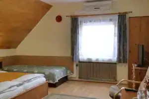 Гостевой дом «Kántás Panzió Tihany», Тихань