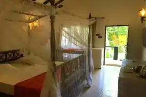Hotel «Flower Garden», Унаватуна