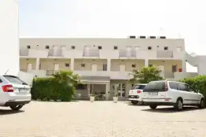 Апарт-отель «Donnosanto Residence», Торре-Санта-Сабина