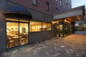 Отель «Fukuoka Floral Inn Nishinakasu», Фукуока