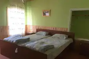Lahic Hostel, Лагич