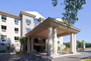 Апарт-Отель «Holiday Inn Express & Suites-West Navy Base, An Ihg», Пенсакола