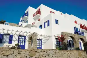 Kamari Hotel, Платис-Ялос