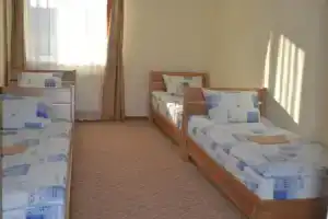 Отель «Тональ», Мукачево