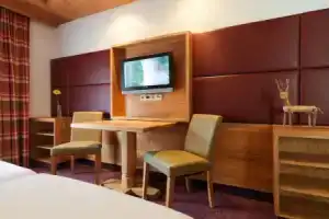 Hotel «Enzian», Ландек