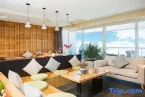 Yunmanman · Zaishui Yifang Seaview Resort Hotel, Дали