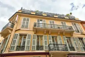 Aparthotel 9 Alberti, Ницца