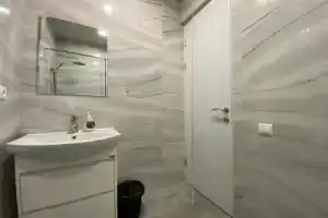 Teryan street, 1 bedroom Modern apartment TT883, Ереван