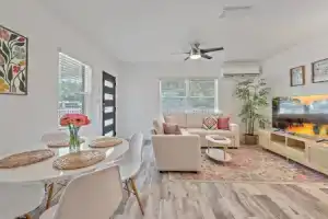 Urban Nest On 8th 4 Bedroom Home, Сарасота