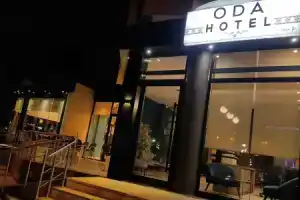 Oda Hotel Tirana, Тирана