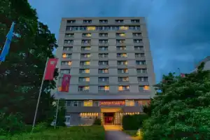 Leonardo Hotel Karlsruhe, Карлсруэ