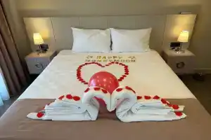 Nirvana Holiday Homes, Белек