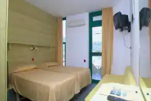 Siesta & Juniper Hotel, Ичмелер