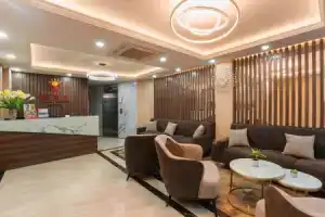 Veris Hotel, Ханой