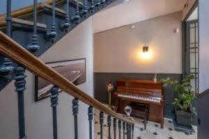 Escale Rochelaise B&B, SPA bain nordique et sauna tonneau, Ла-Рошель
