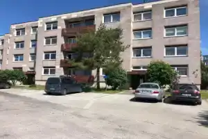 Põllupesa, Хаапсалу