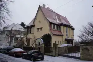 Hotel «-Appartement-Villa Ulenburg», Дрезден