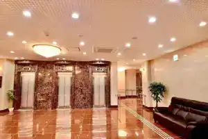 Himeji Station Universal Hotel South Exit, Химедзи