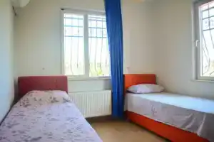 Kemer Monnaroza Villa, Кемер