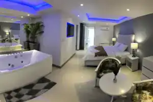 Swiss Villas Panoramic - Sha Certified, Патонг