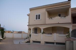 Delizioso appartamento in villino indipendente., Куарту-Санта-Элена