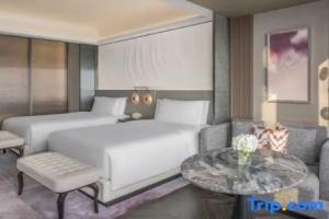The Ritz-Carlton, Wuhan, Ухань