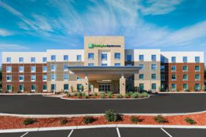 Апарт-отель «Holiday Inn Express & Suites-Yosemite Park Area, an IHG», Окхерст